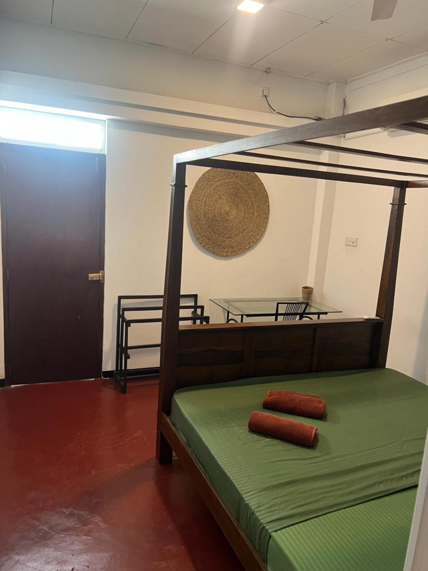 Hari Hari Hostel Велигама Экстерьер фото